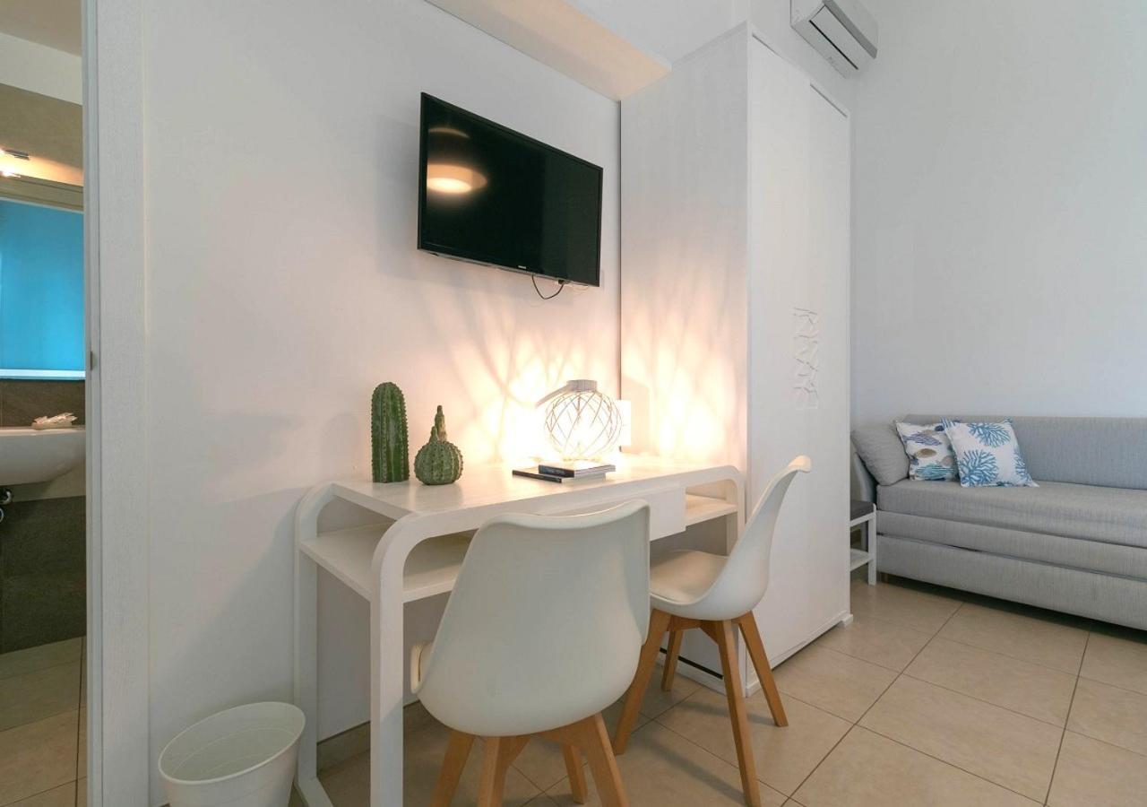 Fronte Mare Rooms By Salentolimit Porto Cesareo Exteriér fotografie