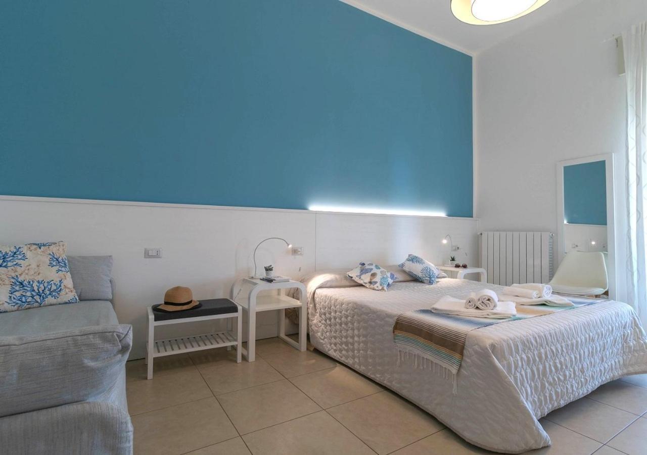 Fronte Mare Rooms By Salentolimit Porto Cesareo Exteriér fotografie