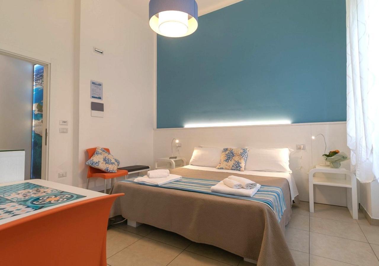 Fronte Mare Rooms By Salentolimit Porto Cesareo Exteriér fotografie